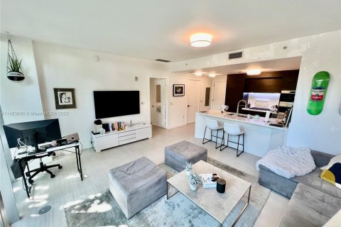 Condo in Miami Beach, Florida, 1 bedroom  № 752165 - photo 6