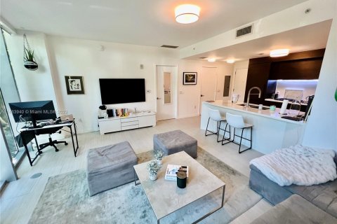 Condo in Miami Beach, Florida, 1 bedroom  № 752165 - photo 4