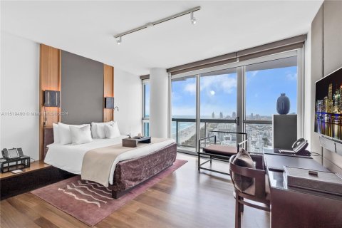 Condominio en venta en Miami Beach, Florida, 2 dormitorios, 122.26 m2 № 989082 - foto 15