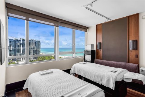 Condominio en venta en Miami Beach, Florida, 2 dormitorios, 122.26 m2 № 989082 - foto 29