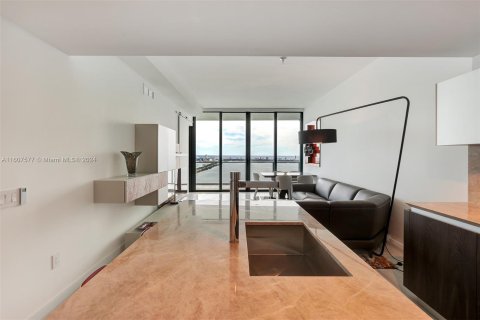 Condominio en venta en Miami, Florida, 1 dormitorio, 89.09 m2 № 1232658 - foto 7