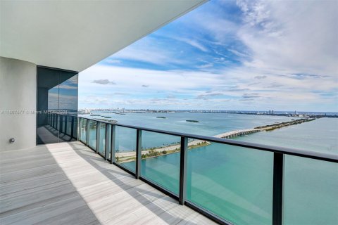 Condominio en venta en Miami, Florida, 1 dormitorio, 89.09 m2 № 1232658 - foto 18