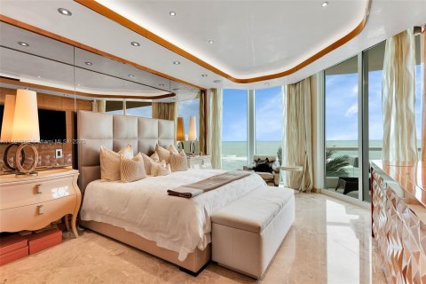 Copropriété à vendre à Sunny Isles Beach, Floride: 3 chambres, 323.3 m2 № 866475 - photo 14