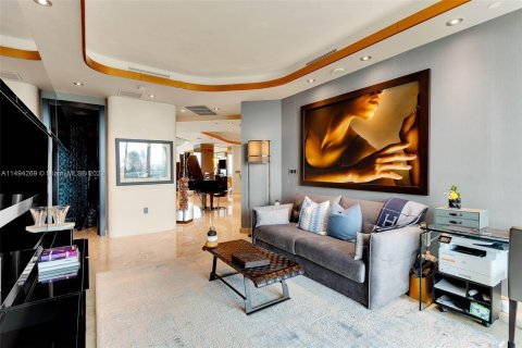 Copropriété à vendre à Sunny Isles Beach, Floride: 3 chambres, 323.3 m2 № 866475 - photo 20