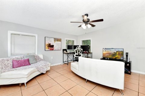 Duplex à vendre à Orlando, Floride: 3 chambres, 143.26 m2 № 1150645 - photo 16