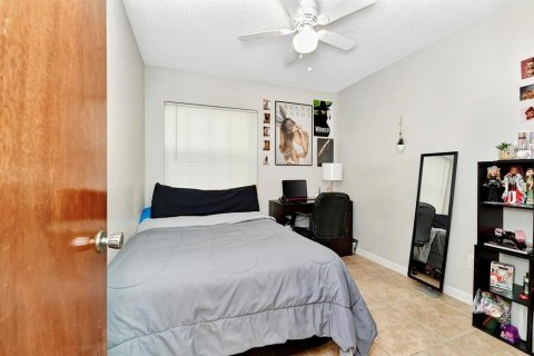 Duplex à vendre à Orlando, Floride: 3 chambres, 143.26 m2 № 1150645 - photo 22