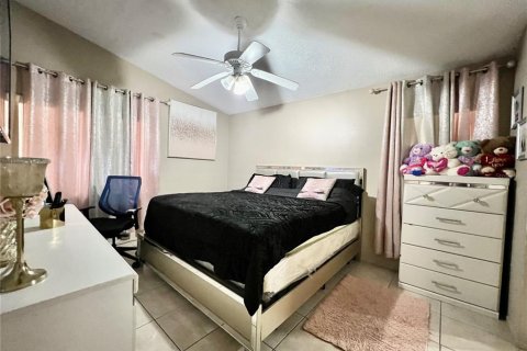 Duplex à vendre à Orlando, Floride: 2 chambres, 87.7 m2 № 1150646 - photo 7