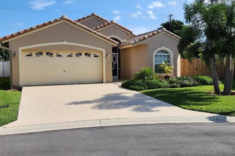 Villa ou maison à vendre à Delray Beach, Floride: 3 chambres, 174.1 m2 № 1092969 - photo 2