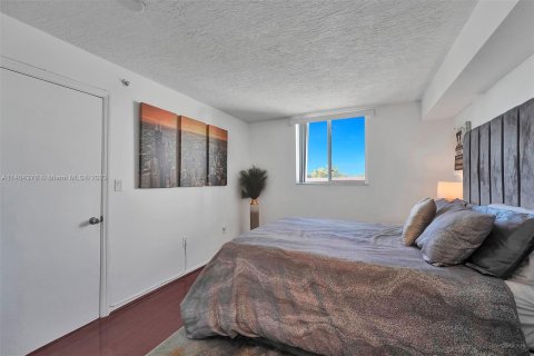Condominio en venta en Miami, Florida, 1 dormitorio, 58.99 m2 № 991266 - foto 7
