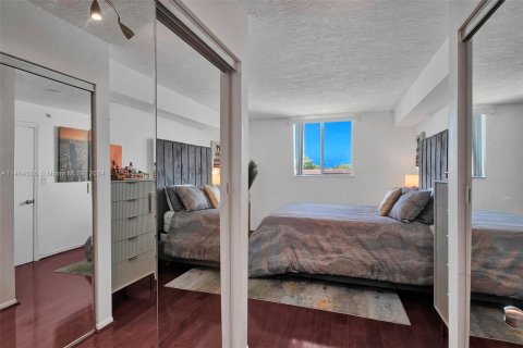 Condominio en venta en Miami, Florida, 1 dormitorio, 58.99 m2 № 991266 - foto 13