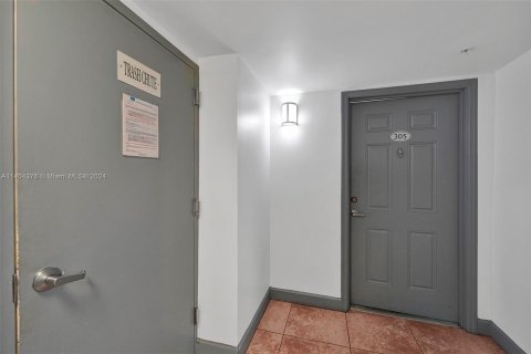 Condominio en venta en Miami, Florida, 1 dormitorio, 58.99 m2 № 991266 - foto 26