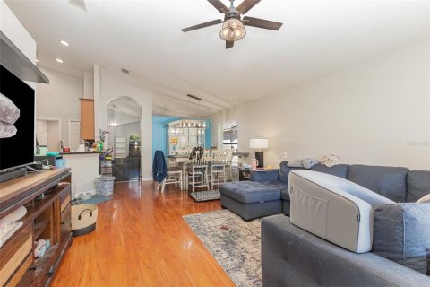 Casa en venta en Orlando, Florida, 4 dormitorios, 171.78 m2 № 1131103 - foto 12