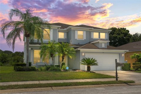 Villa ou maison à vendre à Davenport, Floride: 5 chambres, 299.24 m2 № 1327257 - photo 1