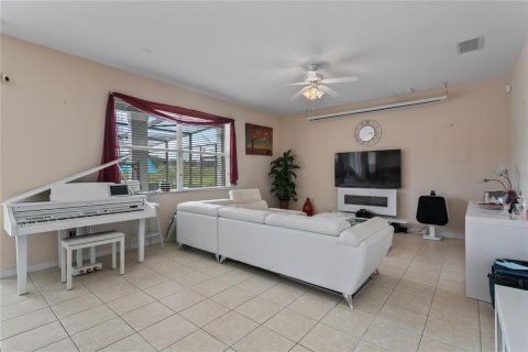 Villa ou maison à vendre à Davenport, Floride: 5 chambres, 299.24 m2 № 1327257 - photo 12