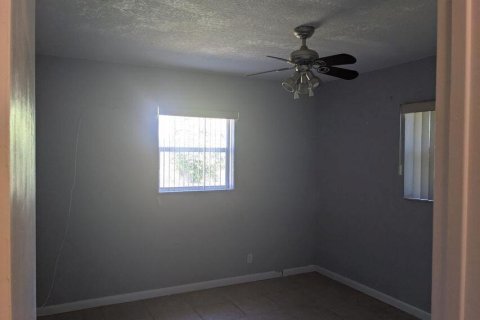 House in Fort Lauderdale, Florida 3 bedrooms, 89.19 sq.m. № 1228789 - photo 10