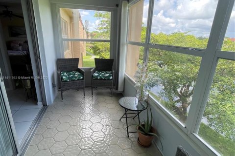 Condominio en venta en Sunrise, Florida, 2 dormitorios, 95.22 m2 № 577163 - foto 29