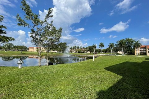 Condominio en venta en Sunrise, Florida, 2 dormitorios, 95.22 m2 № 577163 - foto 20