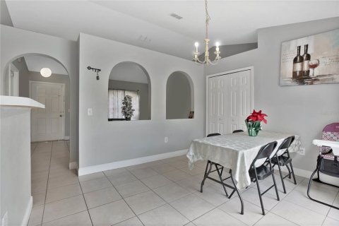 Villa ou maison à vendre à Kissimmee, Floride: 3 chambres, 142.6 m2 № 1312466 - photo 5