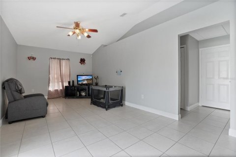 Villa ou maison à vendre à Kissimmee, Floride: 3 chambres, 142.6 m2 № 1312466 - photo 12