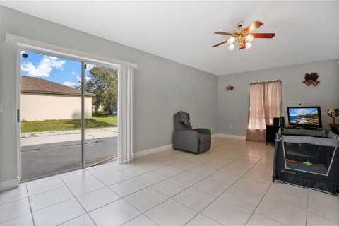 House in Kissimmee, Florida 3 bedrooms, 142.6 sq.m. № 1312466 - photo 13