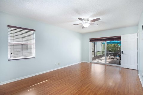 Casa en venta en Coral Springs, Florida, 4 dormitorios, 183.85 m2 № 855443 - foto 14