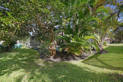House in Coral Springs, Florida 4 bedrooms, 183.85 sq.m. № 855443 - photo 1