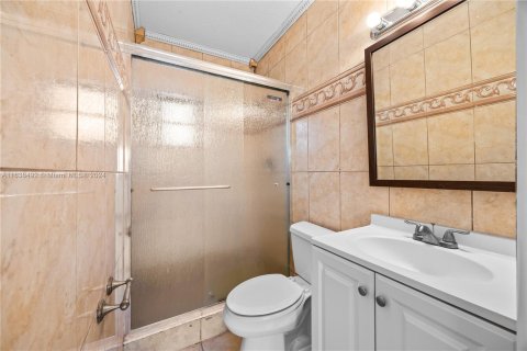 Casa en venta en Miami Gardens, Florida, 3 dormitorios, 131.46 m2 № 1310419 - foto 17