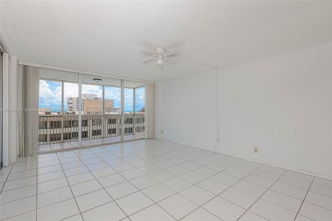 Copropriété à vendre à Key Biscayne, Floride: 2 chambres, 124.02 m2 № 1310415 - photo 5