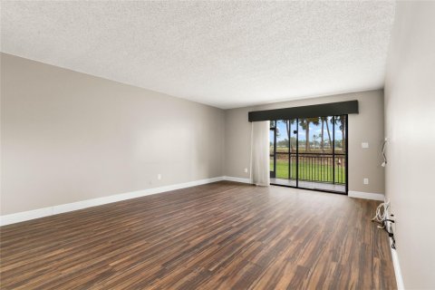 Condominio en venta en Weston, Florida, 2 dormitorios, 120.03 m2 № 1080738 - foto 13