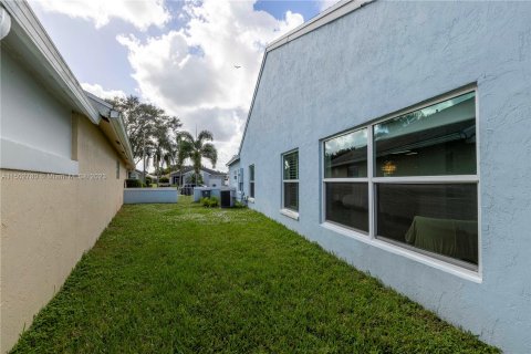 Villa ou maison à vendre à Delray Beach, Floride: 3 chambres, 174.1 m2 № 911003 - photo 3