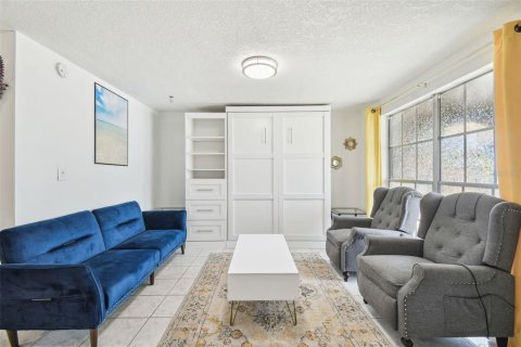 Copropriété à vendre à New Port Richey, Floride: 1 chambre, 57.97 m2 № 1369859 - photo 6