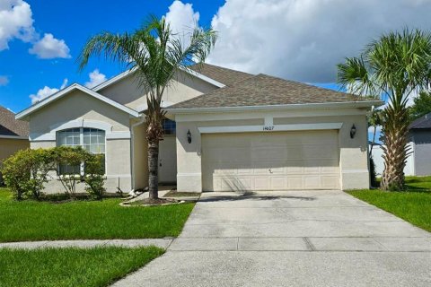 Villa ou maison à louer à Orlando, Floride: 4 chambres, 192.31 m2 № 1370153 - photo 1