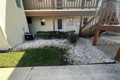 Copropriété à vendre à New Port Richey, Floride: 1 chambre, 65.77 m2 № 1361658 - photo 28