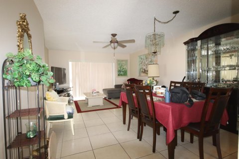 Condominio en venta en Margate, Florida, 2 dormitorios, 91.97 m2 № 1096433 - foto 12