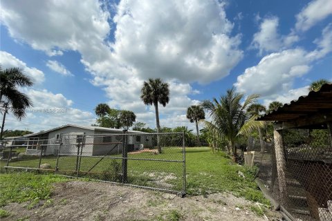 Villa ou maison à vendre à Clewiston, Floride: 3 chambres, 115.94 m2 № 1223518 - photo 7