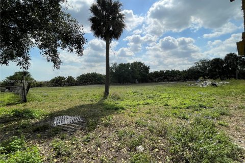 Villa ou maison à vendre à Clewiston, Floride: 3 chambres, 115.94 m2 № 1223518 - photo 14