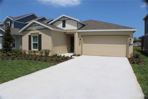 House in Edgewater, Florida 4 bedrooms, 179.86 sq.m. № 1401832 - photo 1