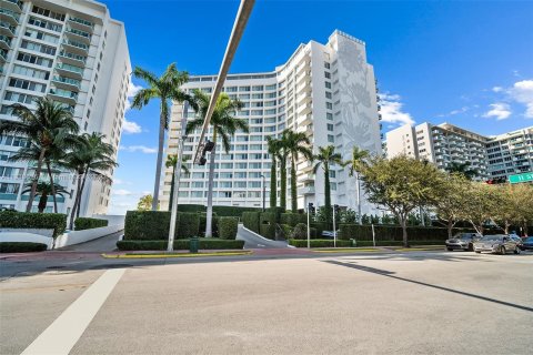 Condominio en venta en Miami Beach, Florida, 46.64 m2 № 289981 - foto 17