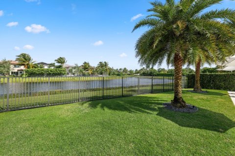 Villa ou maison à vendre à Delray Beach, Floride: 4 chambres, 328.6 m2 № 1121345 - photo 1