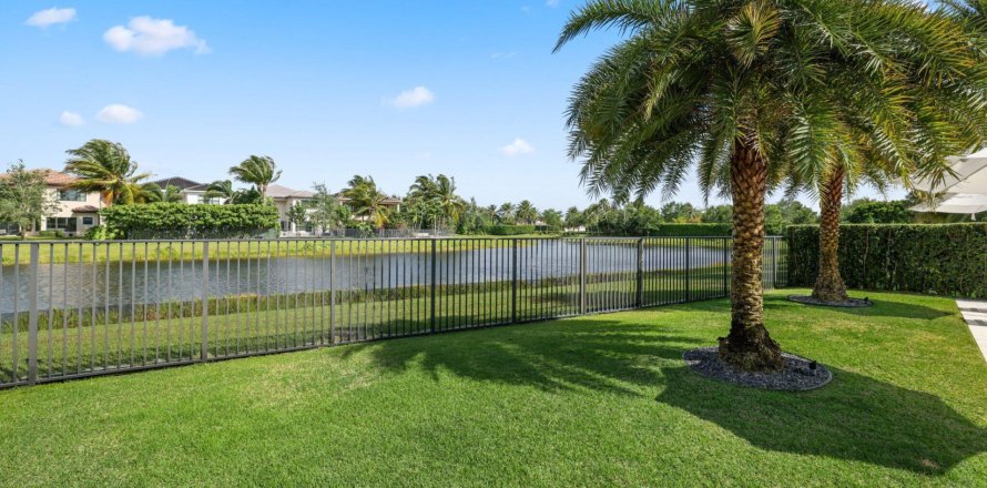 Villa ou maison à Delray Beach, Floride 4 chambres, 328.6 m2 № 1121345