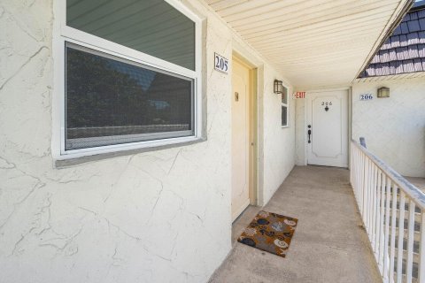 Condominio en venta en Royal Palm Beach, Florida, 1 dormitorio, 61.32 m2 № 1121382 - foto 28
