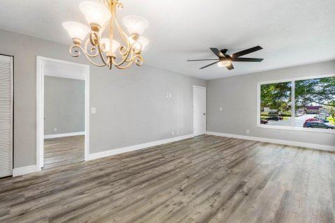 Condominio en venta en Royal Palm Beach, Florida, 1 dormitorio, 61.32 m2 № 1121382 - foto 26
