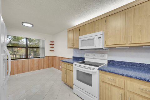 Condominio en venta en Sunrise, Florida, 2 dormitorios, 131.74 m2 № 1121343 - foto 11