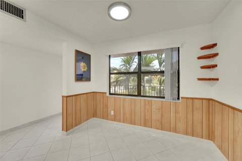 Condominio en venta en Sunrise, Florida, 2 dormitorios, 131.74 m2 № 1121343 - foto 13