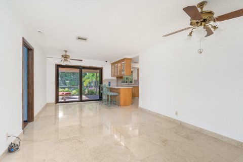 House in Delray Beach, Florida 3 bedrooms, 146.6 sq.m. № 1092720 - photo 22