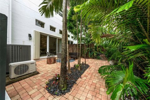 Copropriété à vendre à Fort Lauderdale, Floride: 3 chambres, 179.3 m2 № 1079645 - photo 15