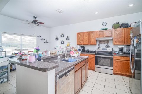 Villa ou maison à vendre à Kissimmee, Floride: 3 chambres, 234.86 m2 № 1299898 - photo 11