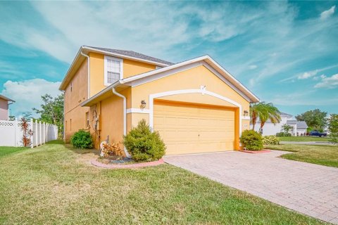 Villa ou maison à vendre à Kissimmee, Floride: 3 chambres, 234.86 m2 № 1299898 - photo 2