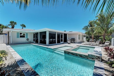Casa en venta en Anna Maria, Florida, 3 dormitorios, 163.97 m2 № 957686 - foto 2