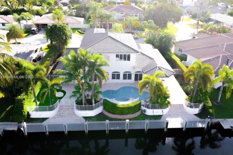 Villa ou maison à vendre à Lighthouse Point, Floride: 5 chambres, 381.74 m2 № 858664 - photo 30